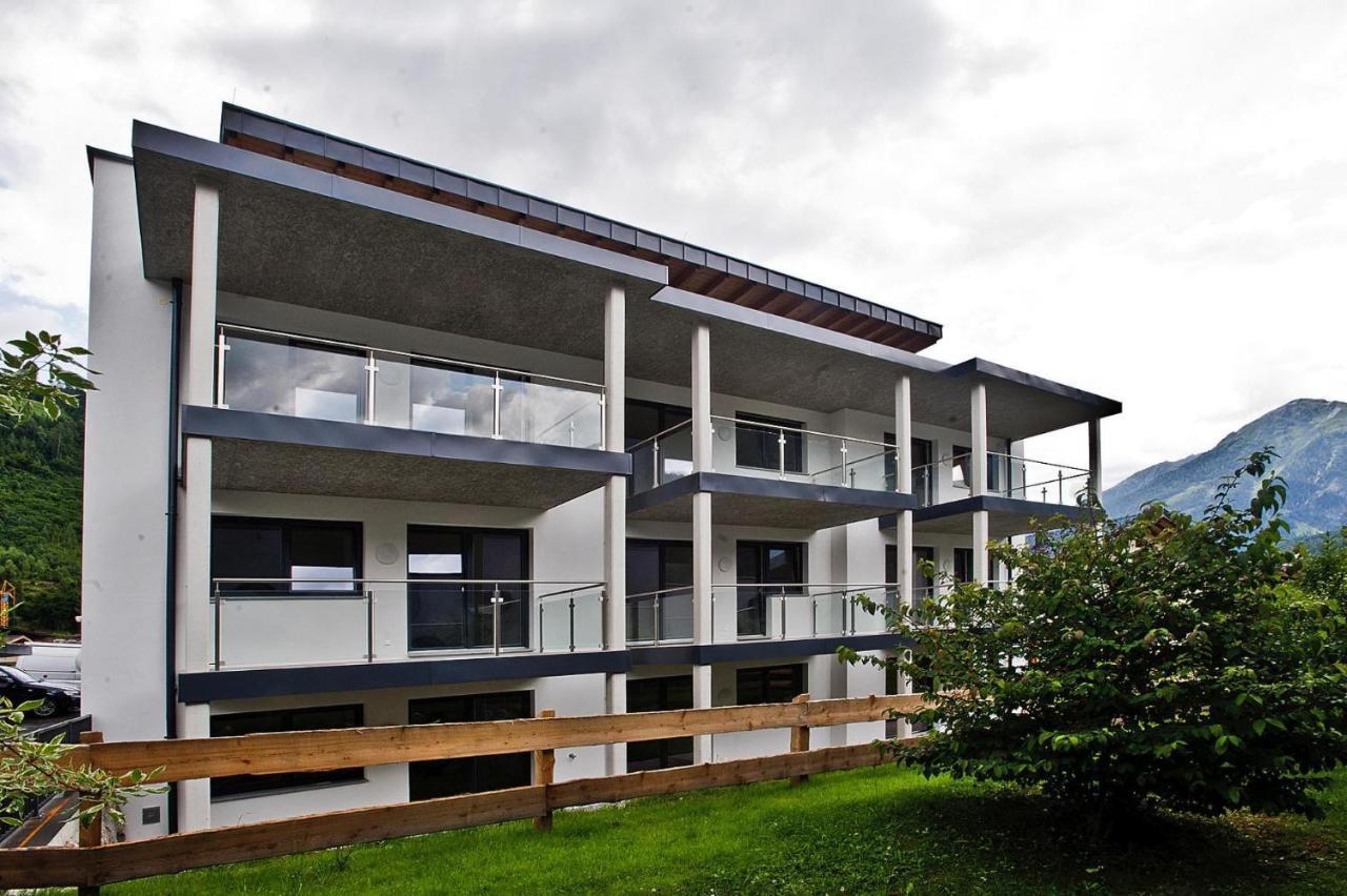 Apartment In Neukirchen With A Carport Neukirchen am Grossvenediger Exterior photo